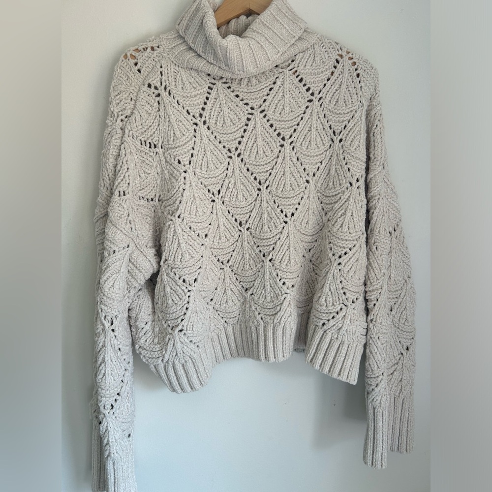POL Cream Turtleneck Sweater